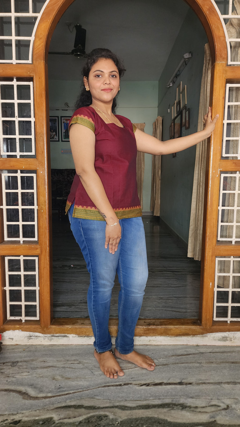 SHORT KURTI