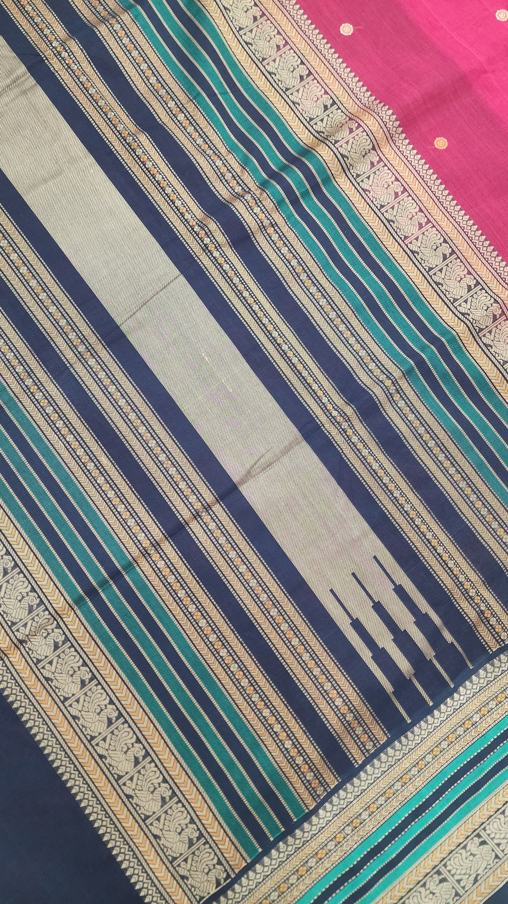 AUTHENTIC HANDWOVEN  COTTON SAREES